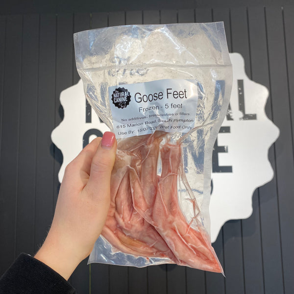Frozen Goose Feet - 5 Per packet